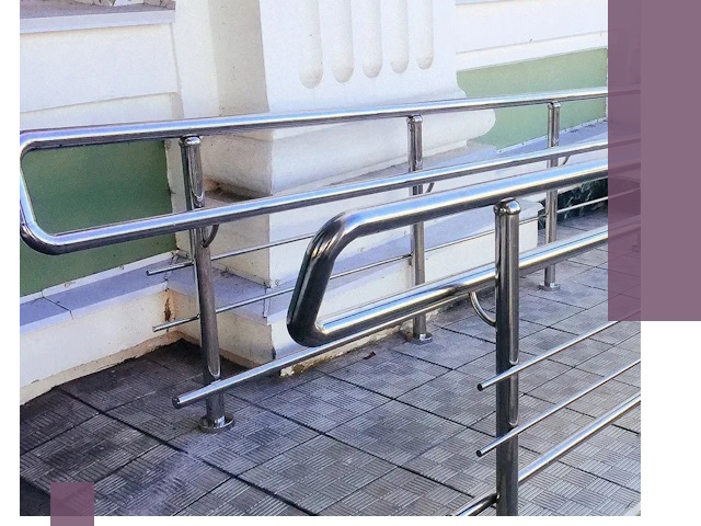 Ограждения пандусов из металла и нержавейки в Кемерово