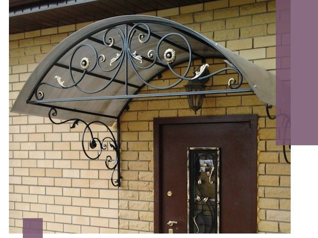 Изготовление козырьков из металла под ключ в Кемерово